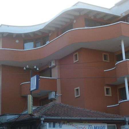 Marianas Guesthouse Obzor Exteriör bild
