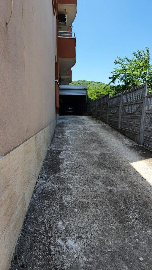 Marianas Guesthouse Obzor Exteriör bild