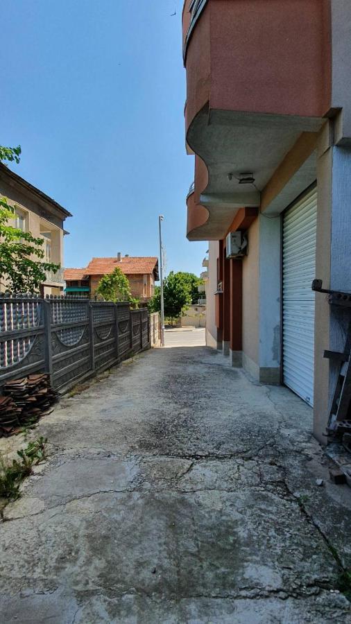 Marianas Guesthouse Obzor Exteriör bild