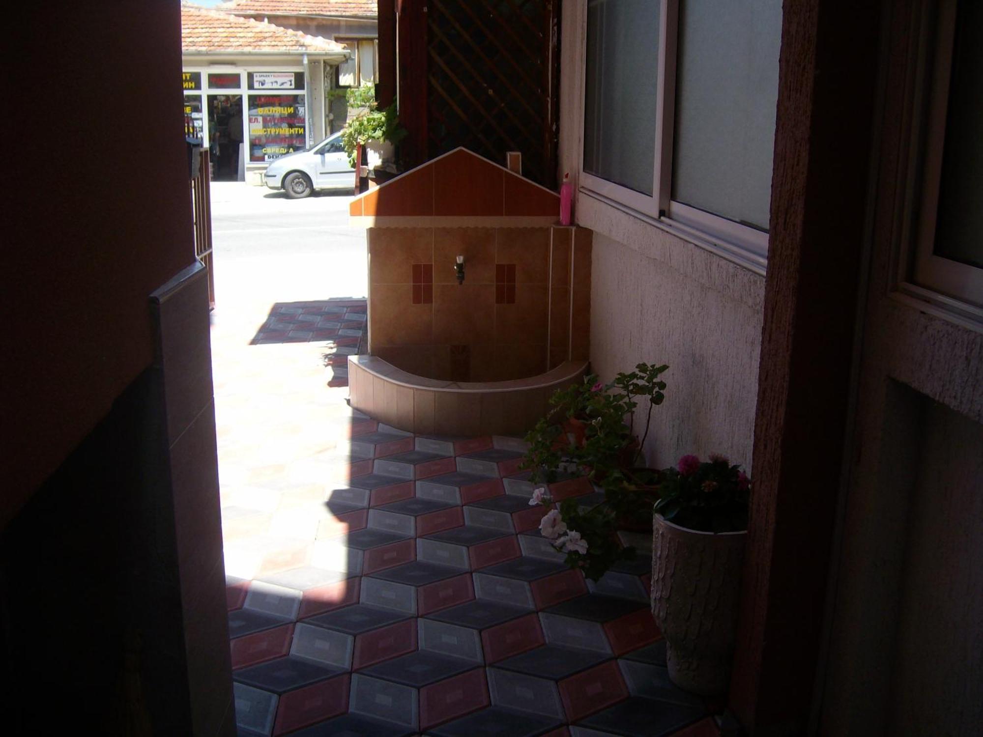 Marianas Guesthouse Obzor Exteriör bild