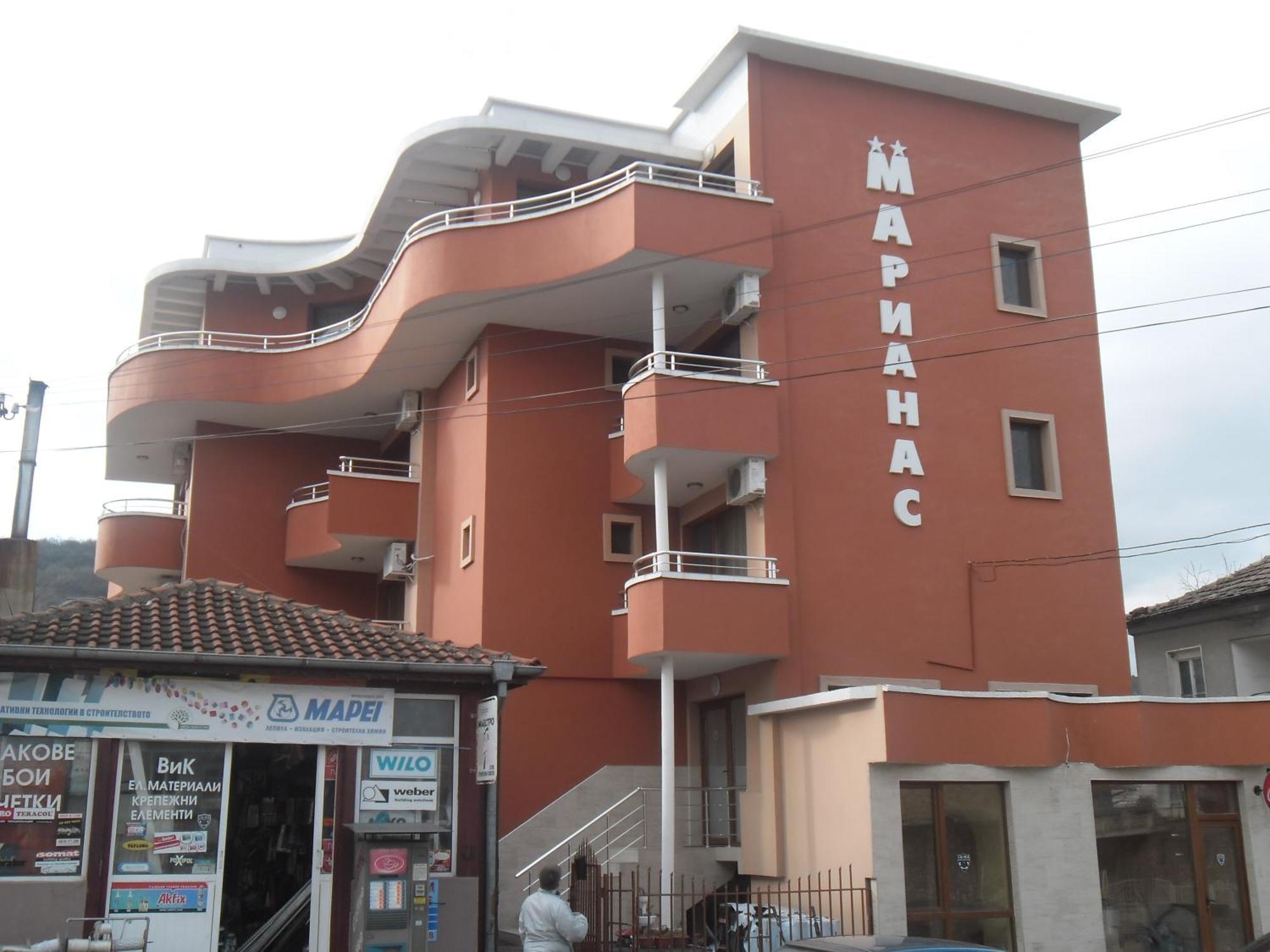 Marianas Guesthouse Obzor Exteriör bild