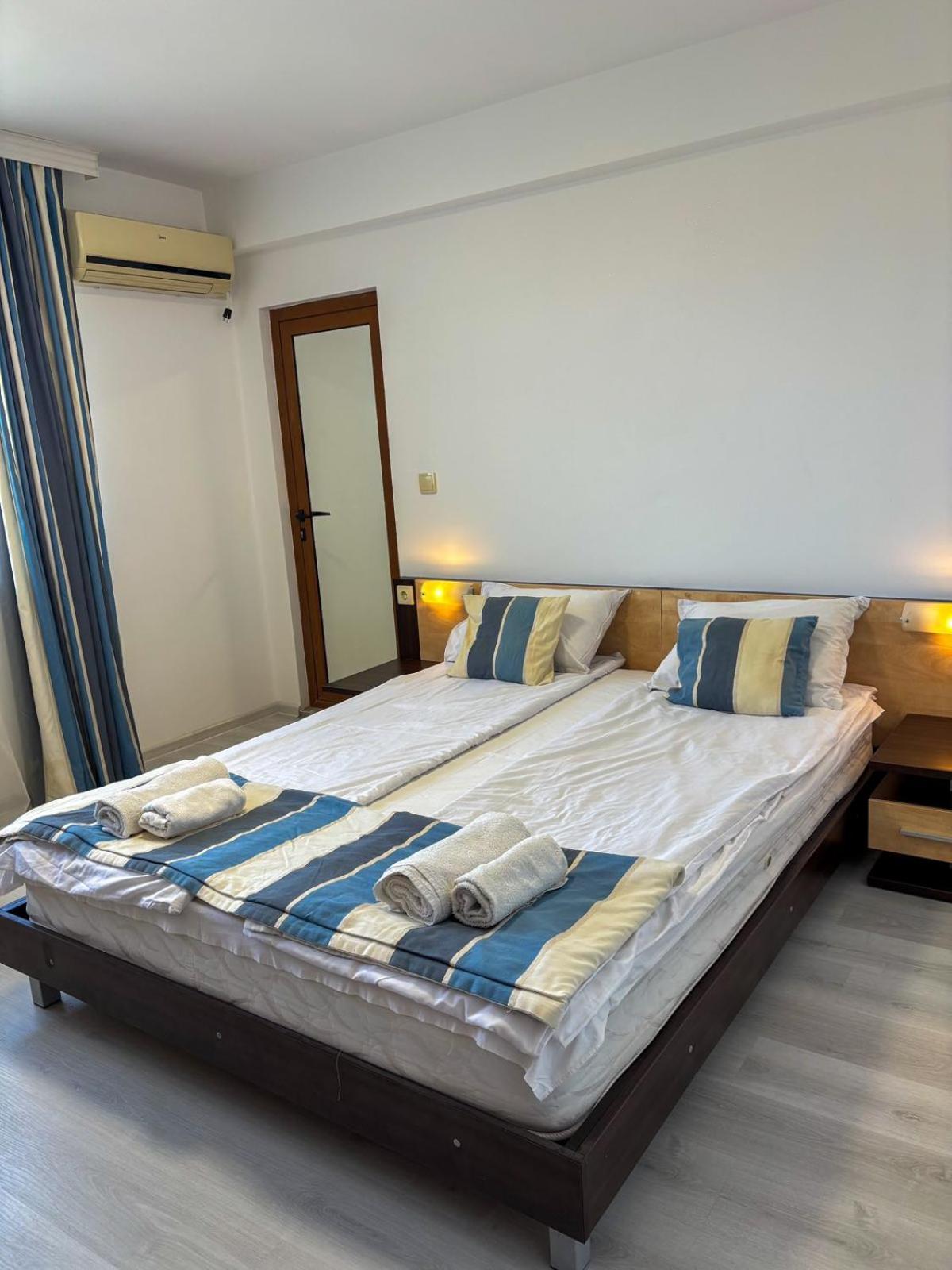 Marianas Guesthouse Obzor Exteriör bild
