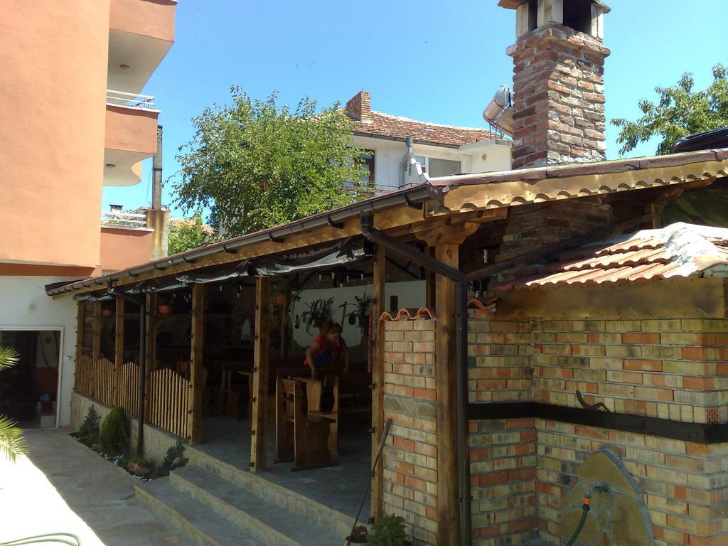 Marianas Guesthouse Obzor Rum bild